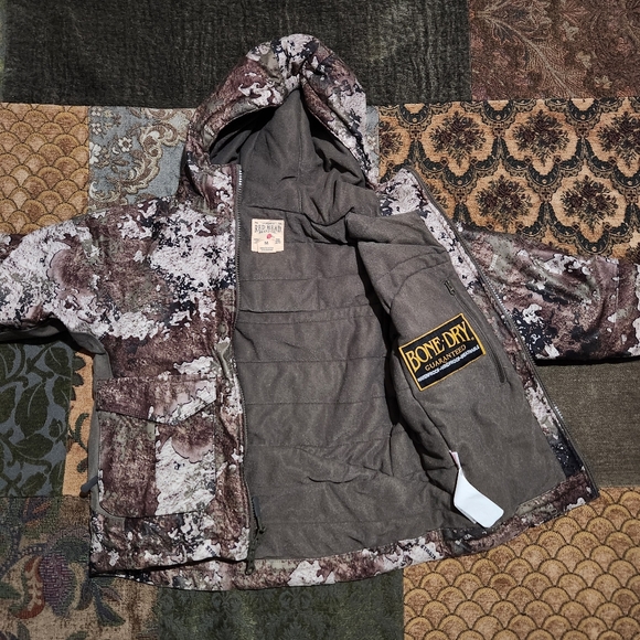 Camouflage Hooded Jacket with Pockets - Picture 4 of 5